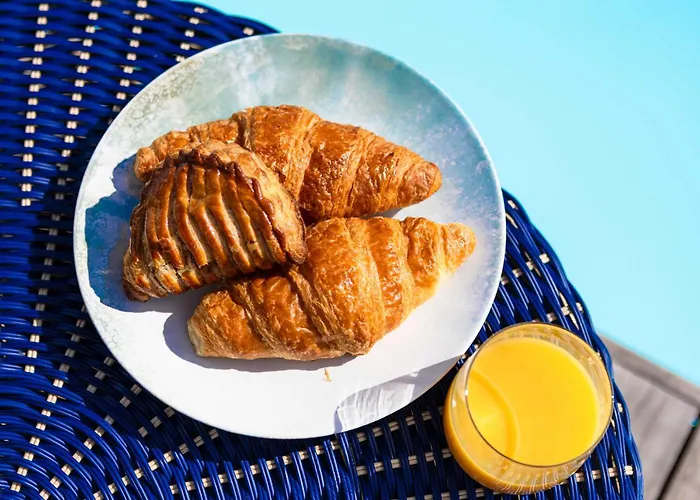 Βίλα D'exception Avec Piscine, Proche De La