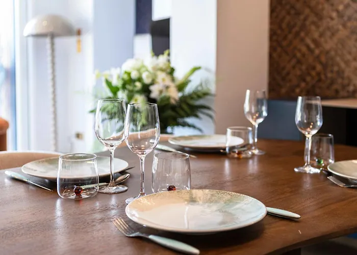 Βίλα D'exception Avec Piscine, Proche De La