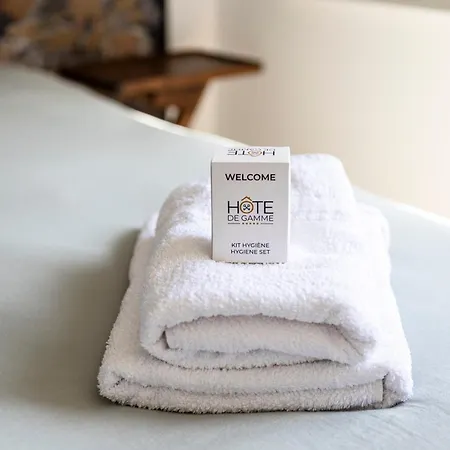 D'exception Avec Piscine, Proche De La *