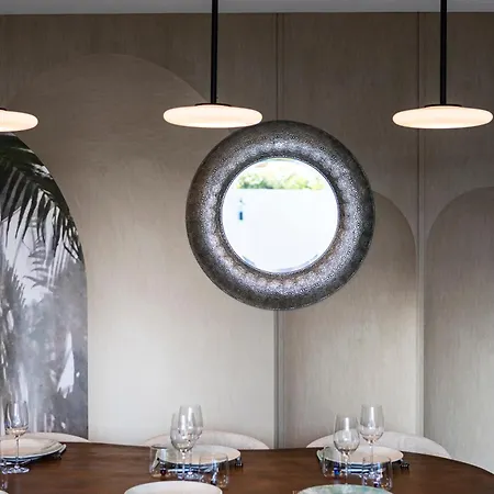 Вилла D'exception Avec Piscine, Proche De La *