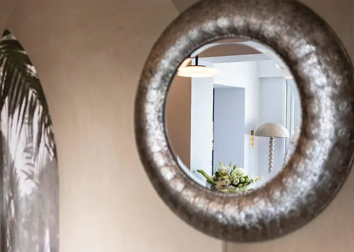 D'exception Avec Piscine, Proche De La *